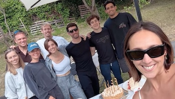 Otro encuentro distendido de Franco Colapinto, Pechito López y los suyos (@francolapinto)