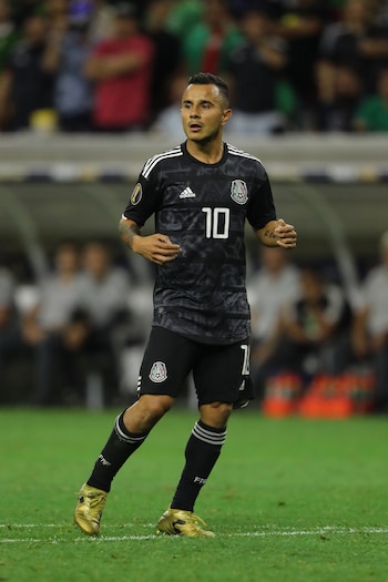 Futbolistas mexicanos que no fueron al mundial por lesión