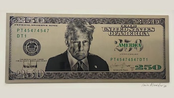 Funcionarios de la Casa Blanca impulsan un billete de 250 dólares con el retrato de Trump