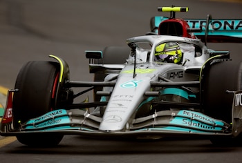 Nótese la leve luz debajo