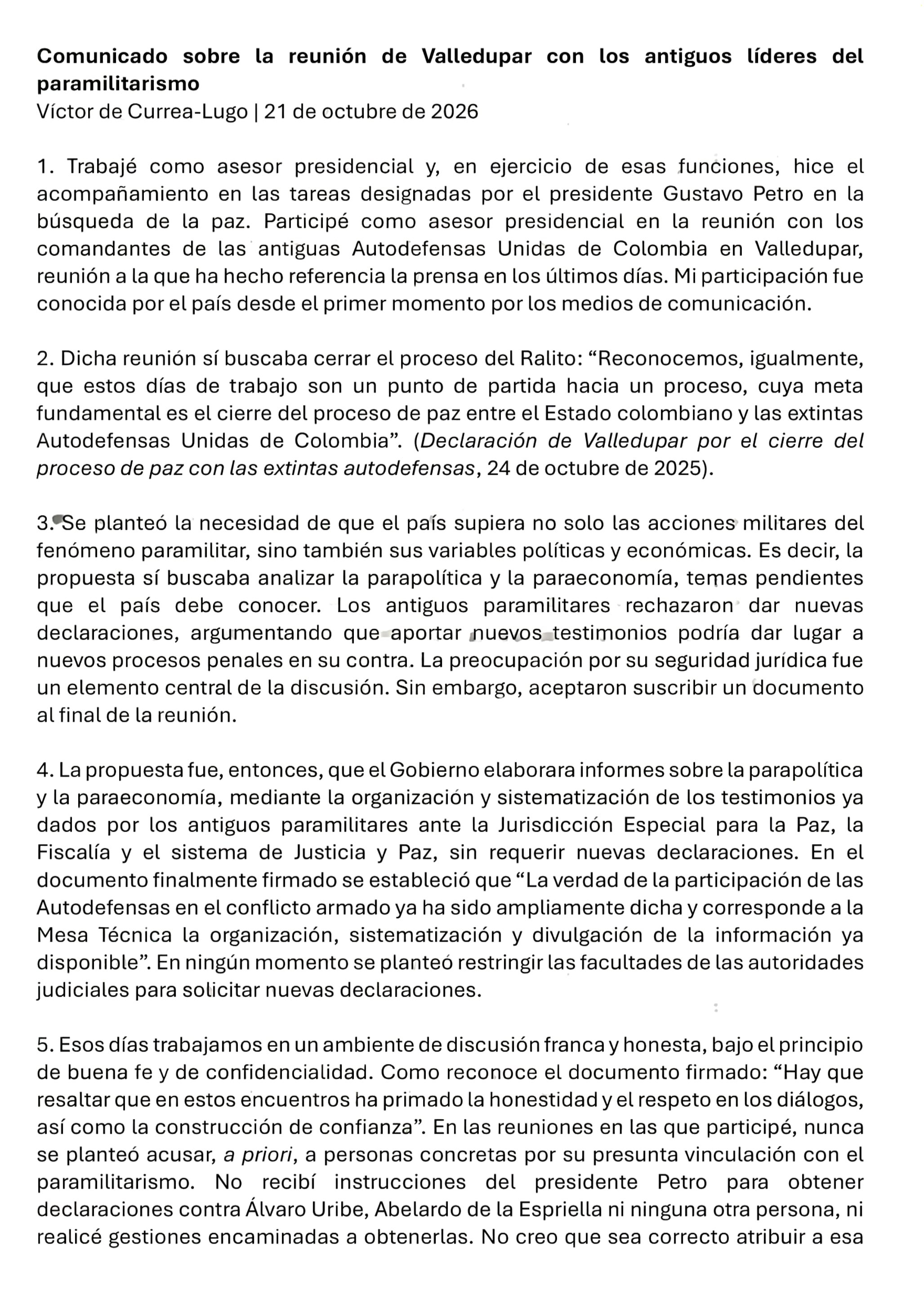 Según su relato, los posteriores acercamientos al excomandante de las Autodefensas Unidas de Colombia (AUC) ocurrieron cuando no ocupaba un cargo en el Gobierno - crédito suministrado infobae