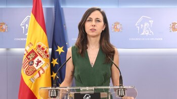 Podemos augura que Sánchez mostrará "pleitesía" a Trump y a la OTAN pese a recurrir al lema del 'No a la guerra'