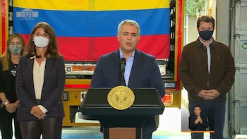 Iván Duque acompañó la llegada