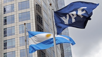 Las acciones de YPF suben fuerte en Wall Street después de presentar un balance récord