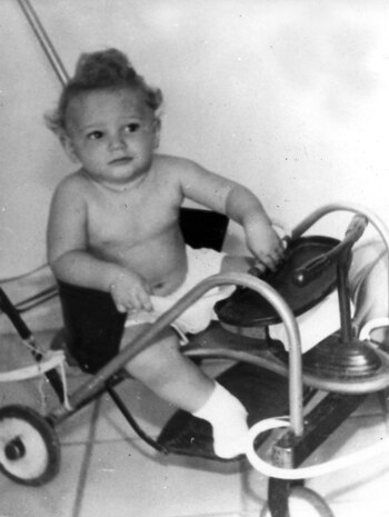 Fidelito, el primer hijo del