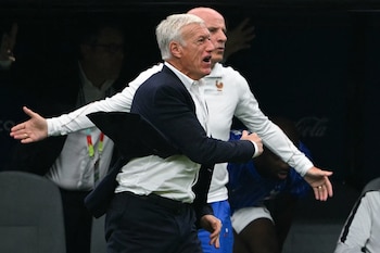 Deschamps puso en duda si Iván Barton tenía el nivel necesario para arbitrar una semifinal de la Copa del Mundo. (RONALDO SCHEMIDT / AFP)