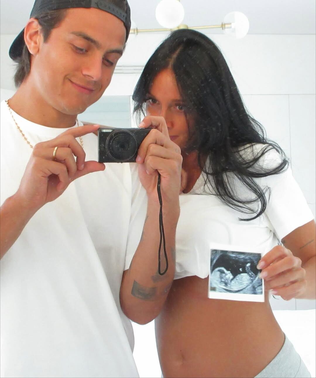 La pareja se convertirá en padres de una niña el año que viene, por lo que se trata de el último cumpleaños siendo dos