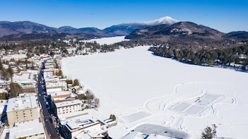 Pista de hielo Mirror Lake