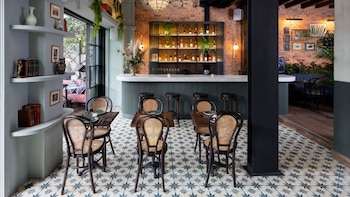 Tremé, el restaurante que fusiona la tradición cajún de Nueva Orleans con sabores colombianos en Bogotá