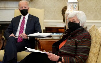 Joseph Biden y la secretaria