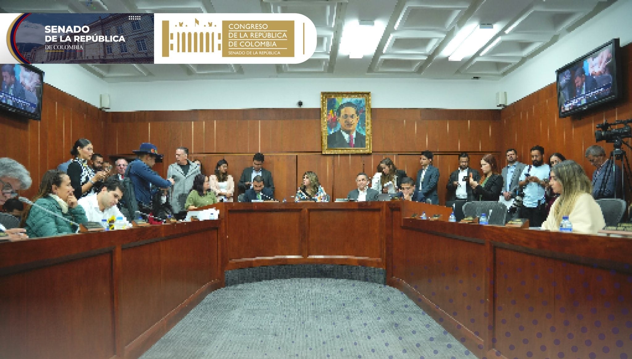 Gobierno de Petro no descarta acciones legales y decretos para darle luz verde al debate de la reforma a la salud en el Congreso