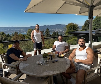 amigos Anthony Joshua