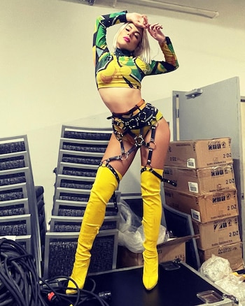 Melissa y Kalimba en alguna