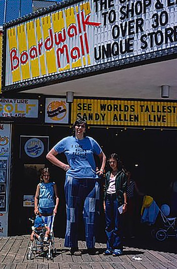 En 1974, Sandy solicitó a