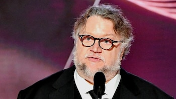 Guillermo del Toro se lanza