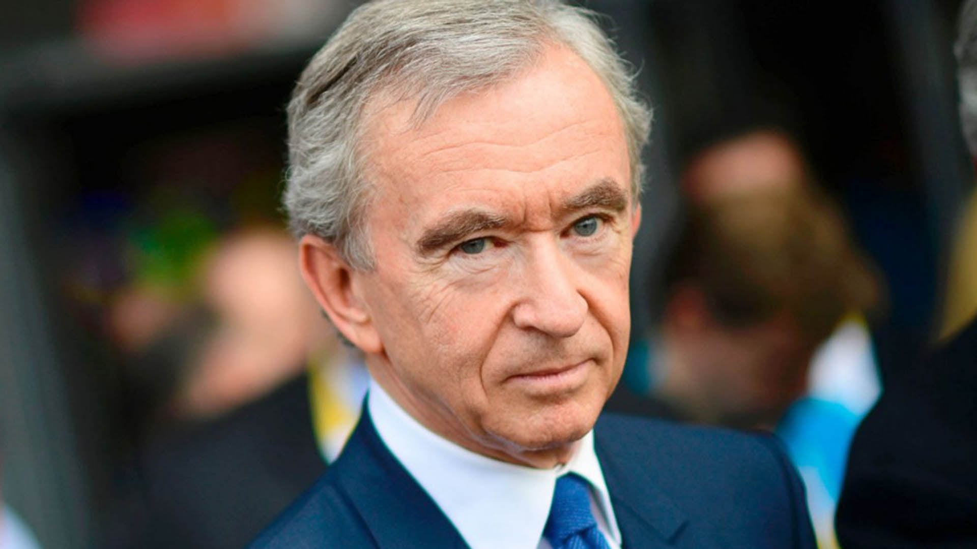 Bernard Arnault fue el único no estadounidense dentro del top 10 global de Forbes, mientras Warren Buffett cerró la lista con USD 154.000 millones