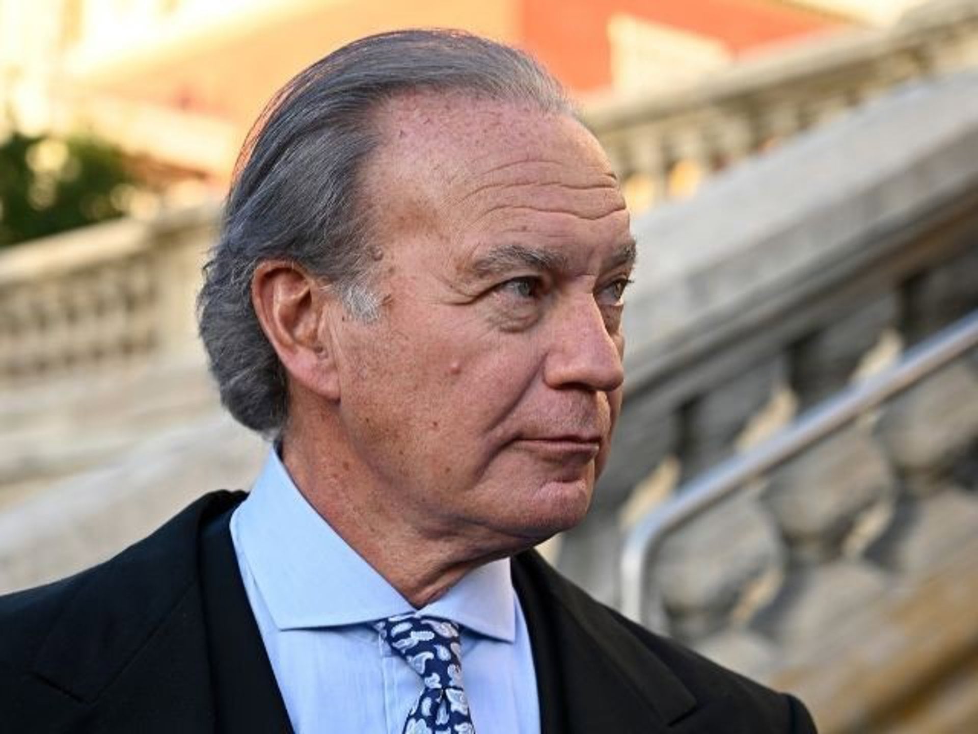 11/10/2026 Bertín Osborne en la boda de Miguel Sierralta.Bertín Osborne ha acudido a la boda de Miguel Sierralta y Alicia, donde ha coincidido con numerosos rostros conocidos y ha atendido a los medios de comunicación. Fiel a su habitual sentido del humor, el cantante ha bromeado sobre su situación sentimental, aunque también ha dejado claro que no está dispuesto a dar explicaciones sobre su vida privada. En los últimos días, su nombre ha vuelto a acaparar titulares tras ser relacionado con una mujer brasileña llamada Sofía, un asunto sobre el que ha preferido mantener la discreción.EUROPA ESPAÑA SOCIEDADEUROPA PRESS REPORTAJES