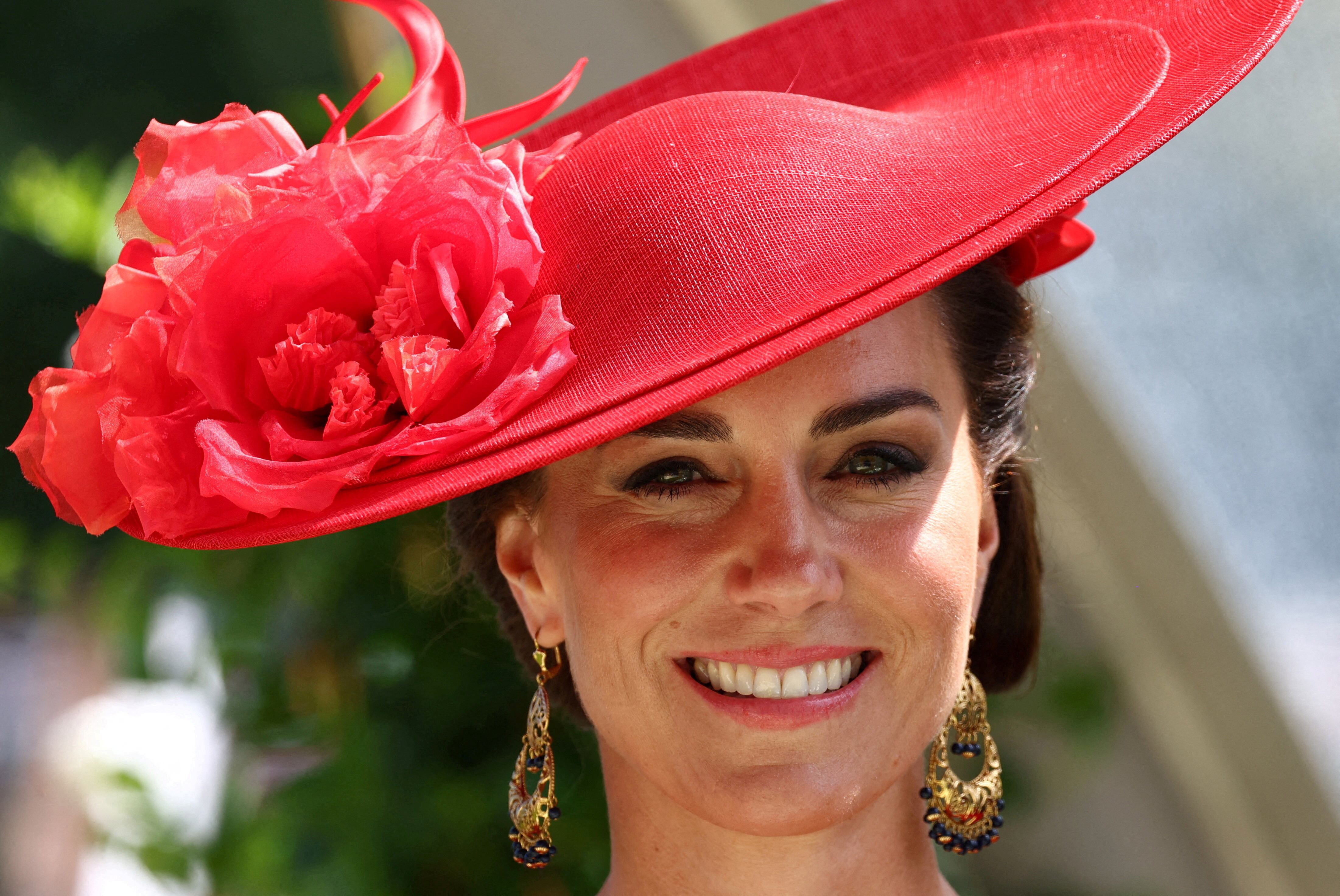 Catalina, princesa de Gales, es fotografiada en el hipódromo (REUTERS/Toby Melville/Foto de archivo).