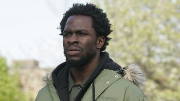 Gbenga Akinnagbe combinó actuación en
