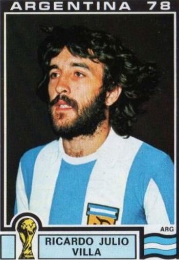 Figurita de Julio Ricardo Villa