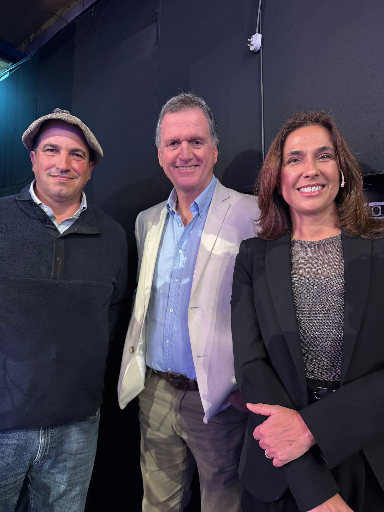 María Eugenia Talerico junto a Félix Lonigro y Pedro Vigneau durante el cierre de listas