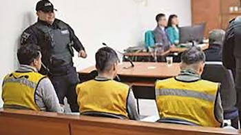 Los tres fanáticos sentenciados pertenecen