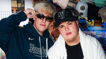 Quiénes son Beni Mármol y Pato Perrotta, los youtubers argentinos que fueron detenidos en el Mundial