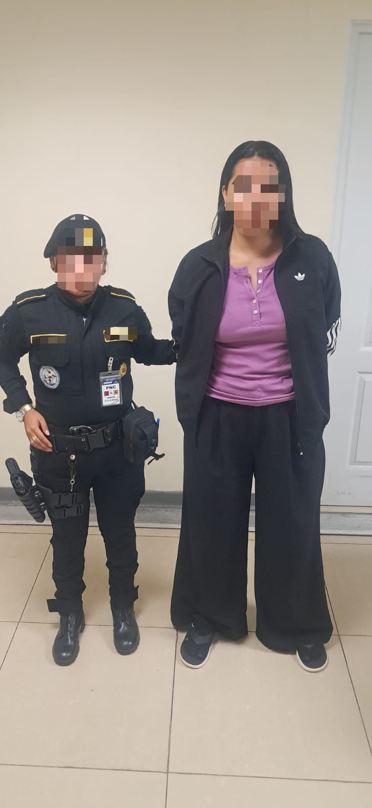 La colombiana de 24 años que fue detenida en el aeropuerto La Aurora - crédito @sgaia_pnc_gt/X