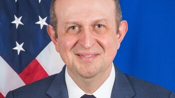 El subsecretario de estado adjunto