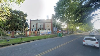 Conflicto en Rosario: el Gobierno nacional quiere desalojar a una pequeña fábrica que funciona en un terreno fiscal