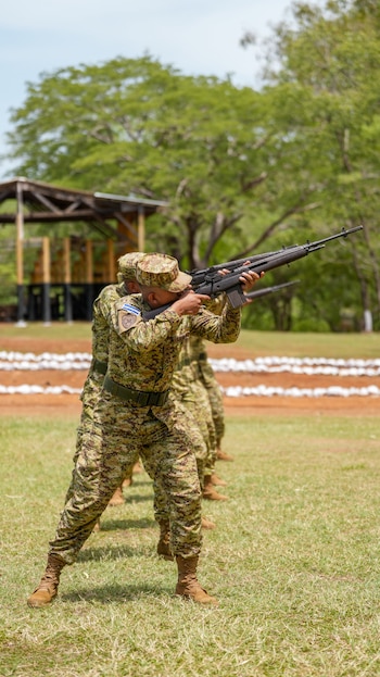 El grupo juramentado incluye personal para el Ejército, la Fuerza Aérea y la Marina Nacional, además de formación en disciplina, liderazgo, derechos humanos y capacidades técnicas para sus próximas misiones (Foto cortesía Gabinete de Seguridad)