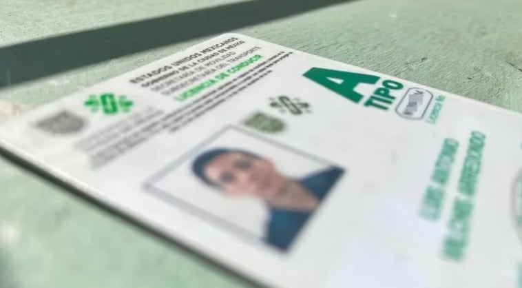 El nuevo examen teórico obligatorio para obtener o renovar la licencia de conducir busca reforzar la seguridad vial en la capital. (Especial)