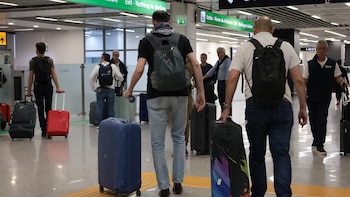 La policía italiana advierte a Meloni que hay riesgos de bloqueo en aeropuertos y puertos al suspender el acuerdo Schengen con España en plenas vacaciones de agosto