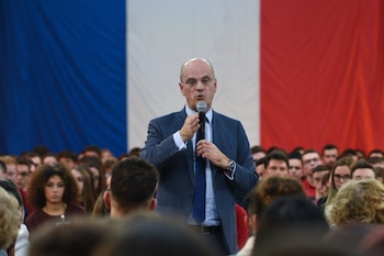 16/04/2019 February 07, 2019 - Etang-sur-Arroux, France: French minister for Education Jean-Michel Blanquer takes part in a meeting with a thousand young people, mostly high school students, as part of Emmanuel Macron's "Grand Debat" initiative. (Mehdi Chebil/Contacto)
POLITICA INTERNACIONAL
Mehdi Chebil
