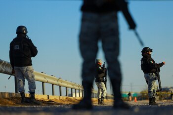 Los detenidos fueron entregados al