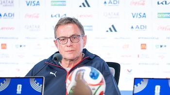 Rangnick: "Messi es el mejor de la historia y debemos mostrar que somos uno de los mejores equipos"