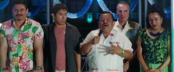 La nueva película de Carlos Santos pone en el centro de su propuesta la risa, el ingenio y el orgullo mexicanos como ejes de la historia. (Foto cortesía: Cinépolis Distribución)