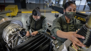 #DEF-Helicoptero-Interior-VII