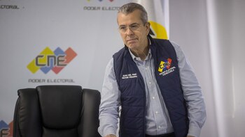 Uno de los rectores electorales