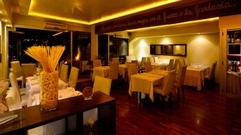 Esta cocina italiana moderna se compone de recetas clásicas combinadas y una opción para los celíacos (L’adesso)