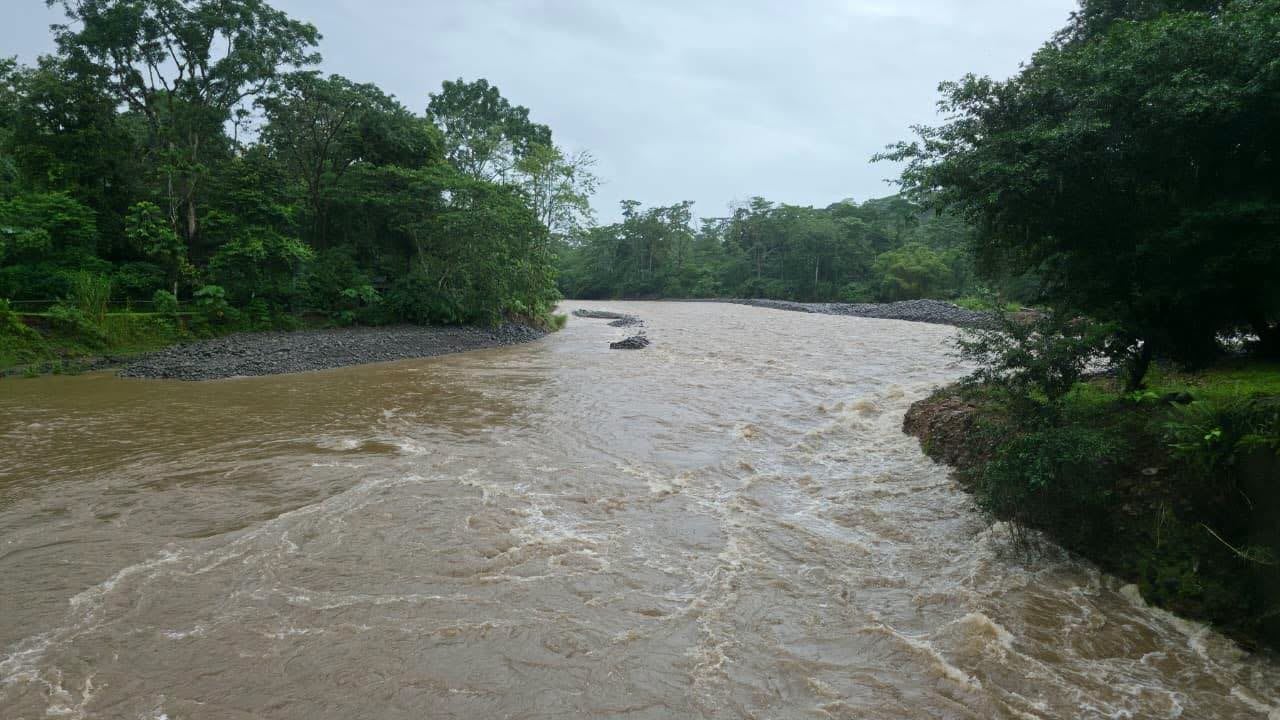 El cruce de un río en Barú terminó en una emergencia (Foto de archivo para referencia, cortesía CRC)