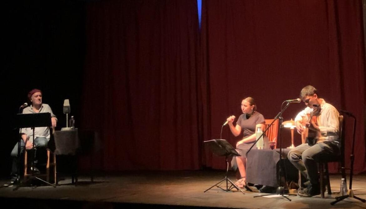 Oscar Cholo Gómez Castañón regresa a las tablas con Así nacieron las canciones - los domingos 16, 23 y 30 de noviembre a las 20 en el porteño Camarín de las Musas-