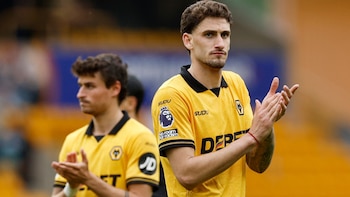 América ficharía a Santiago Bueno, compañero de Raúl Jiménez en Wolves