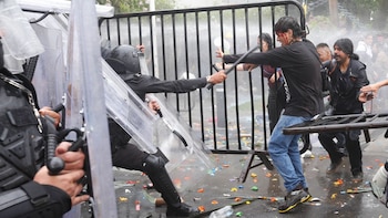 Universidad de Guadalajara exige la liberación de tres estudiantes detenidos en las protestas por el agua y exige su liberación