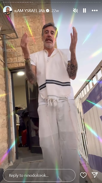 Durante su estancia en Israel,