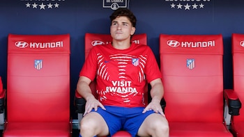 Un exjugador habla sobre la situación de Julián Álvarez en el Atlético de Madrid: “Yo tuve de entrenador a Simeone, y yo me voy al Barcelona”