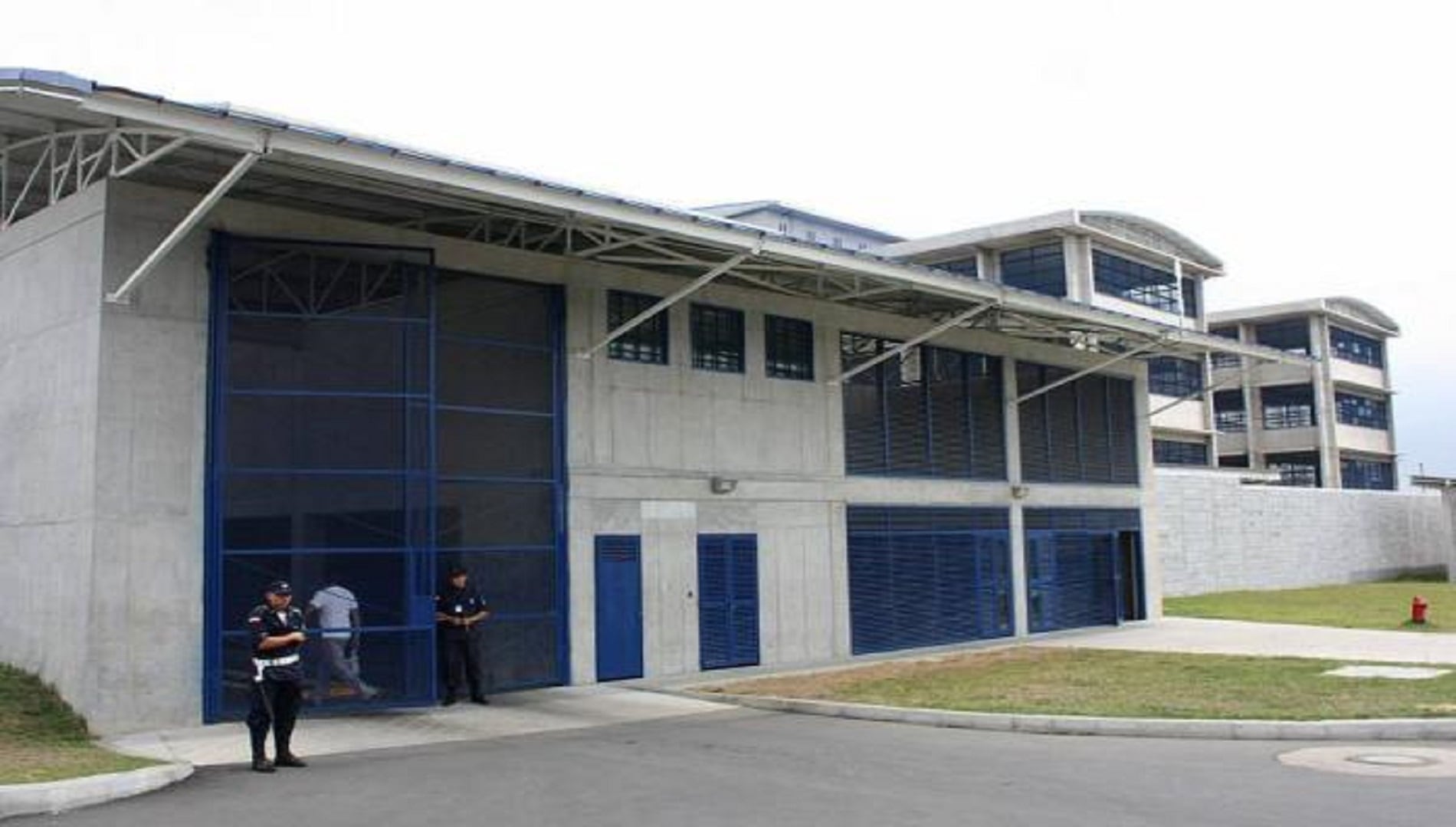 Dos reclusos hallados sin vida en la cárcel de Ibagué durante un encuentro íntimo