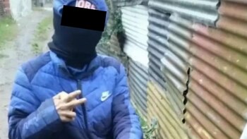 Uno de los miembros de