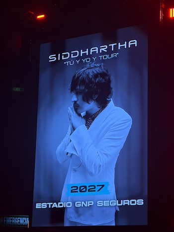 Siddhartha anunció en su reciente gira de conciertos en el Palacio de los Deportes que prepara fecha para 2027 en el Estadio GNP Seguros, por lo que fans especual sobre su inclusión en el cartel. (Foto: Raúl A. González / Infobae México)