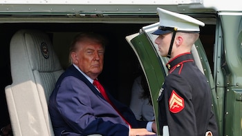 Donald Trump relanza su guerra comercial con aranceles para 60 economías: Canadá y Brasil, los principales apuntados